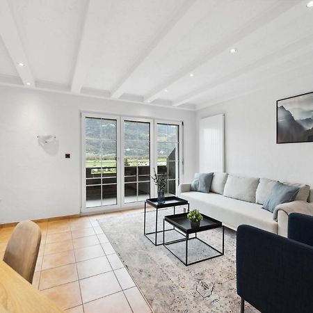 Sonniges Apartment Mit Traumhaftem Bergblick Buchs  Zewnętrze zdjęcie