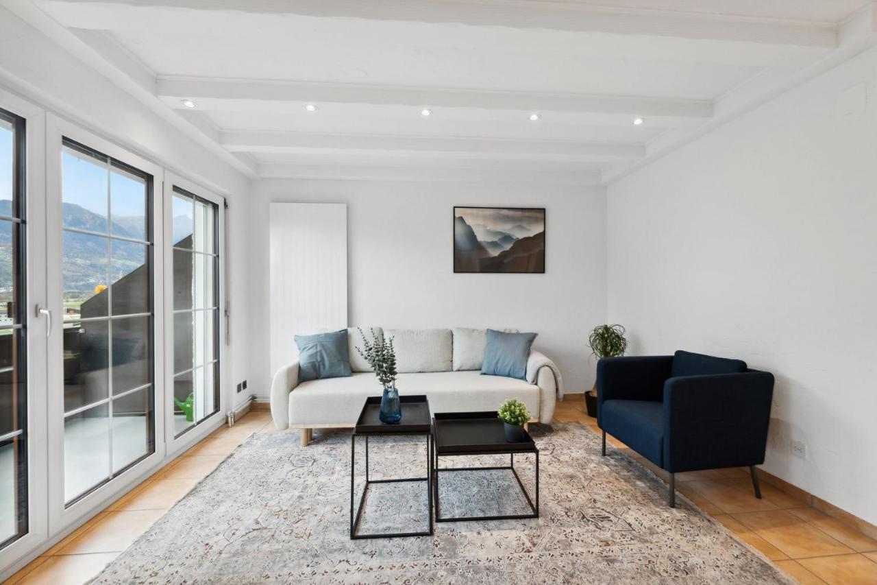 Sonniges Apartment Mit Traumhaftem Bergblick Buchs  Zewnętrze zdjęcie